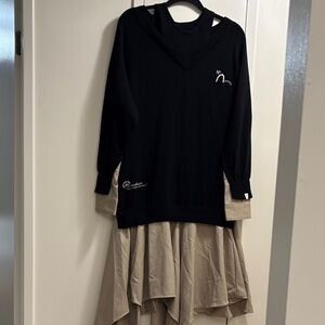 Evisukuro Black and Tan Long Sleeve Dress NWOT